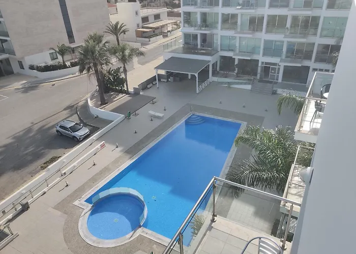 Luxary Vacation By The Sea