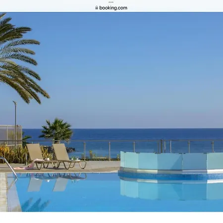 Luxary Vacation By The Sea *